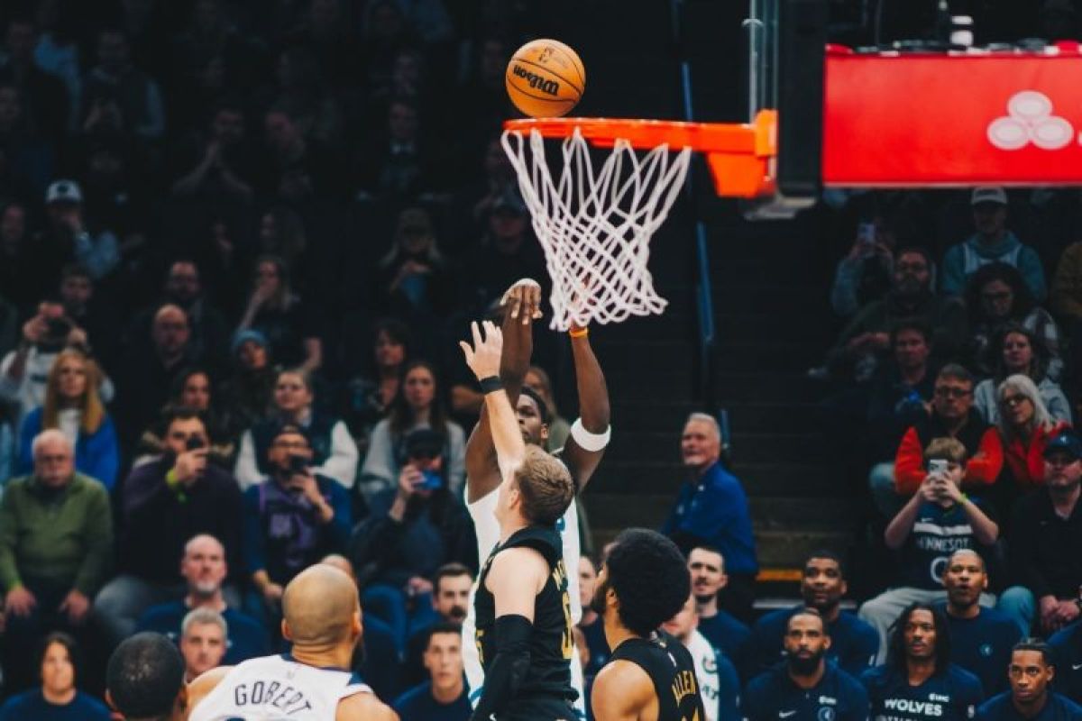 Randle pimpin Timberwolves kalahkan Cavaliers 131-122