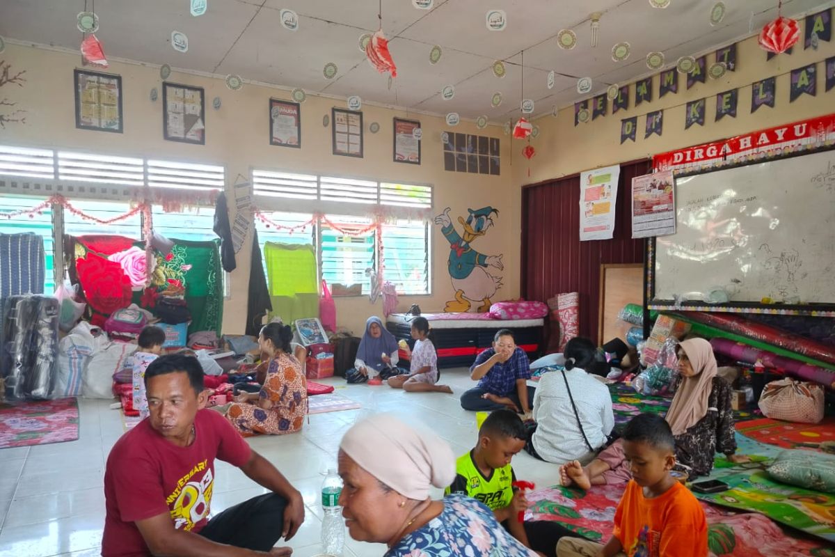 BPBD Agam: Warga mengungsi tersisa 3.221 orang