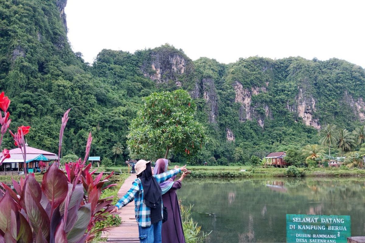Fasilitas pendukung wisata Karst Rammang-Rammang butuh revitalisasi