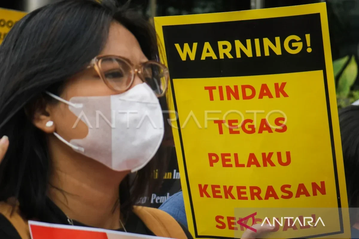 Polisi tangkap pria yang pukul wajah perempuan hingga berdarah di Koja