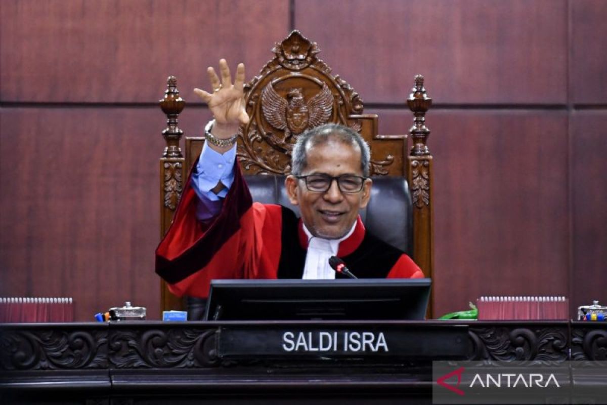 Di sidang Roy Suryo dkk, Wakil Ketua MK: Kami tak mengabdi pada kasus  konkret - ANTARA News