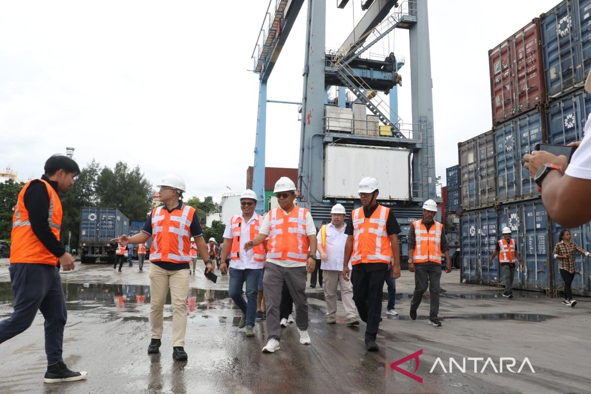 Gubernur memastikan kelancaran logistik-stabilisasi harga di NTT