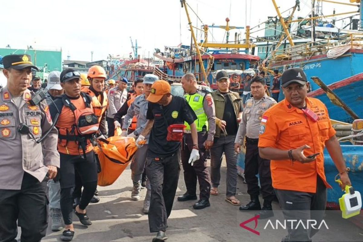 Tim gabungan temukan jasad ABK tenggelam di Pelabuhan Muara Baru