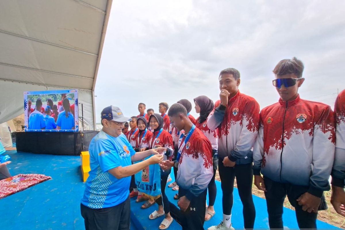 Cimahi memborong dua emas Lomba Dayung Nasional di Sungai BKB