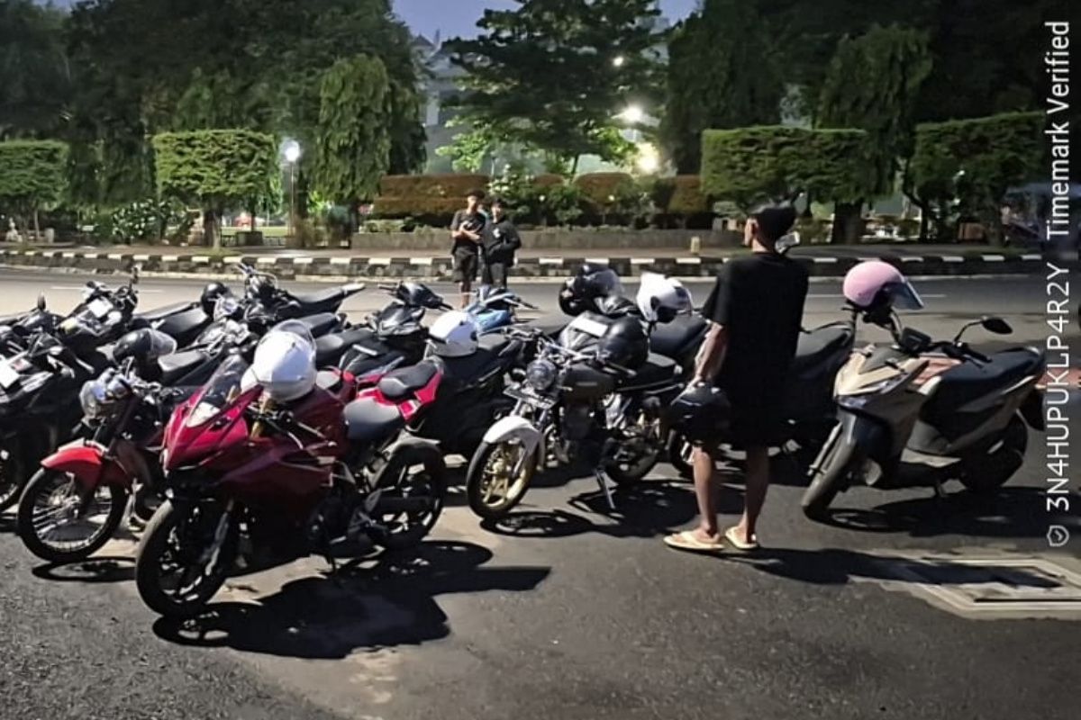 Polisi mengamankan puluhan pembalap liar di Semarang