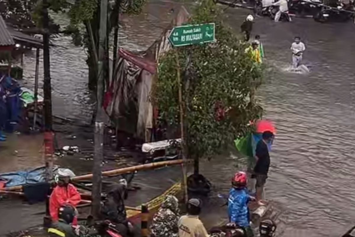 BPBD: Dua RT dan empat ruas jalan terendam banjir di Jakut