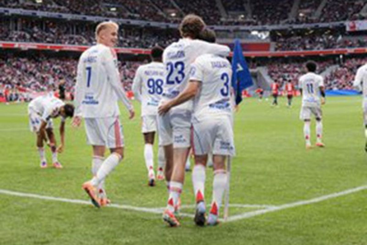 Drama Piala Prancis: Lyon Singkirkan Lille, Montpellier Gilas Metz