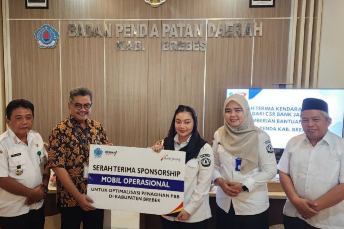Bank Jateng bantu mobil operasional Pemda Brebes