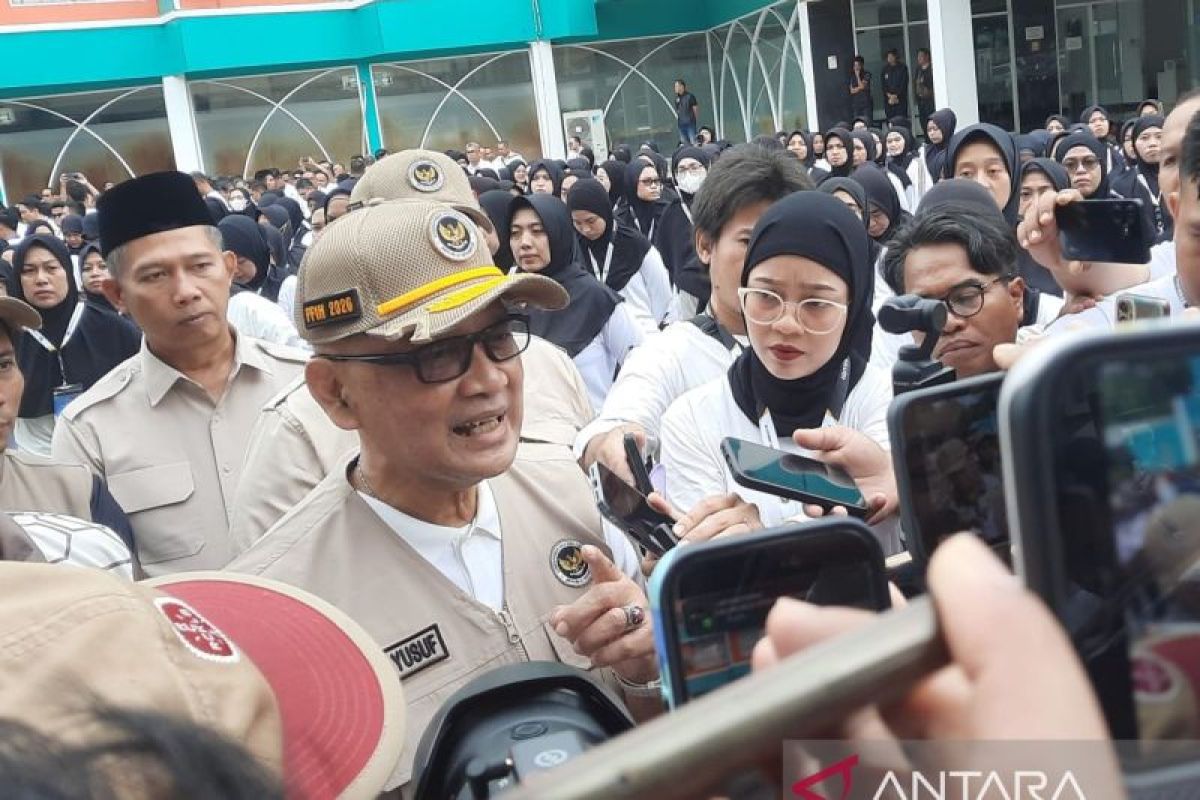 Menhaj: Petugas haji dilarang "layani atasan", fokus pelayanan jamaah