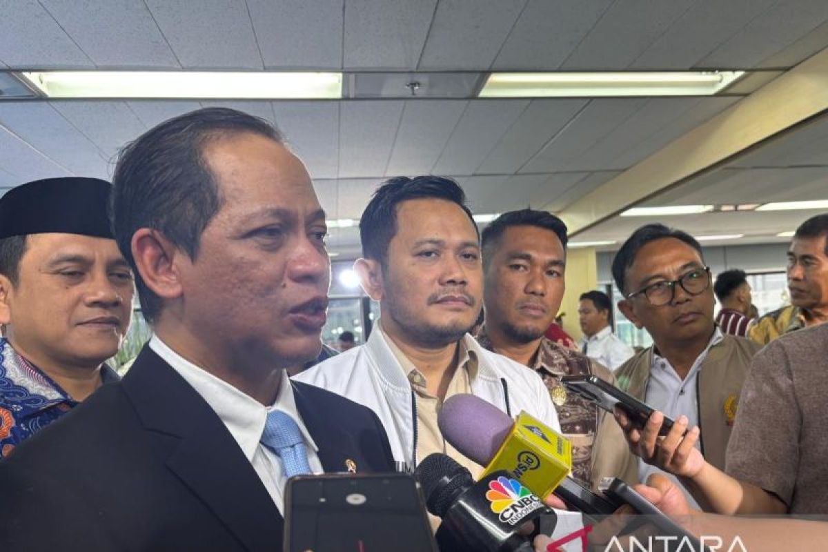 Menteri LH gandeng DPRD seluruh kabupaten tingkatkan kelola sampah