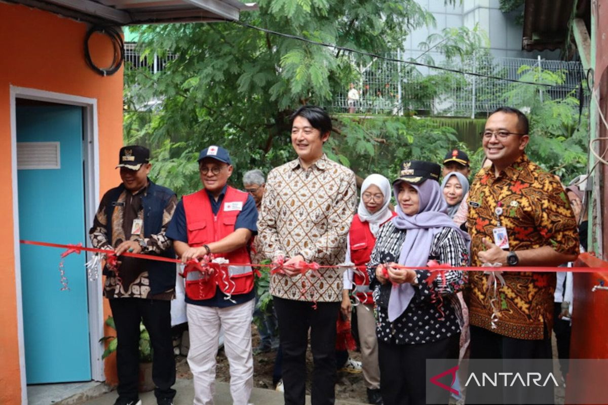 PMI Jaktim tuntaskan pembangunan MCK Komunal di Jatinegara