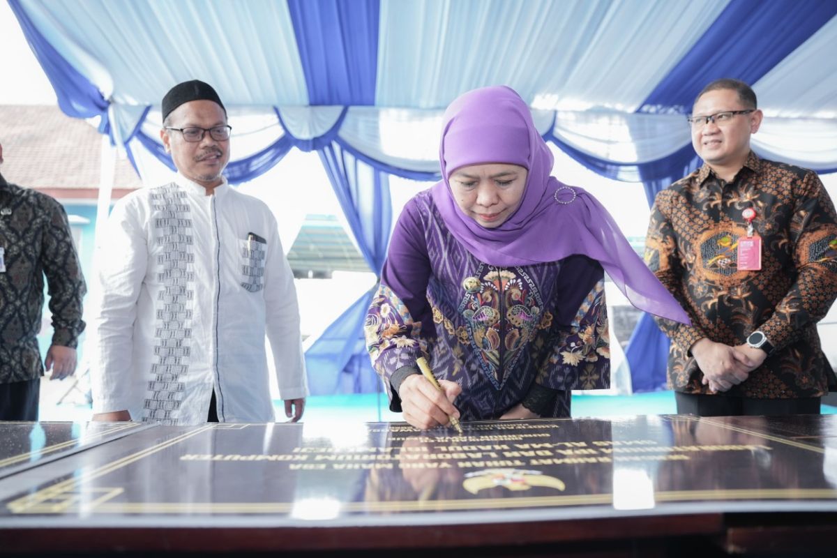 Pemprov Jawa Timur revitalisasi 22 SMA/SMK/SLB Pasuruan-Probolinggo