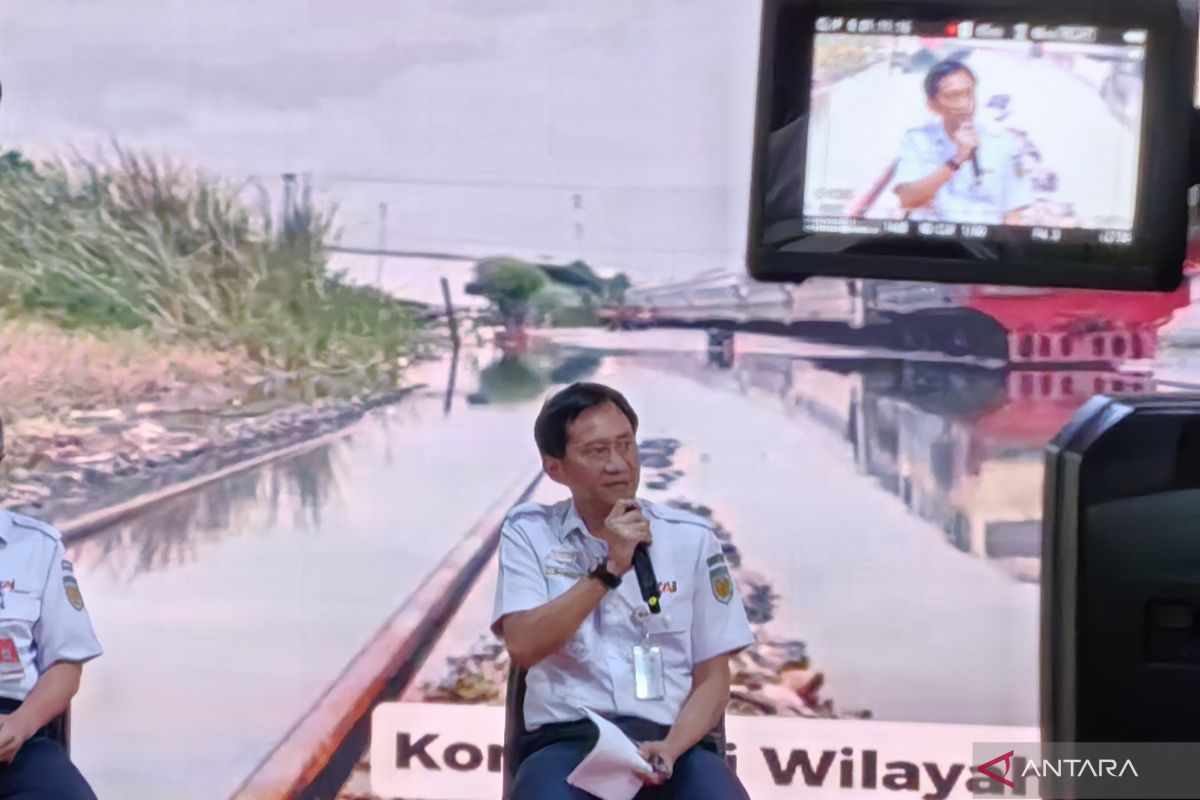 Sejumlah stasiun Jakarta tergenang air, KAI sesuaikan operasional KRL