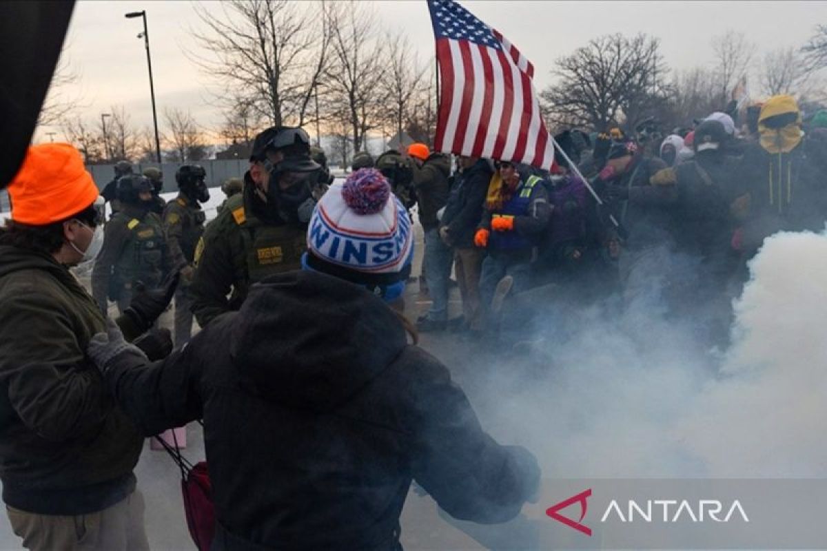 Pentagon siapkan 1.500 tentara divisi elit untuk unjuk rasa Minnesota