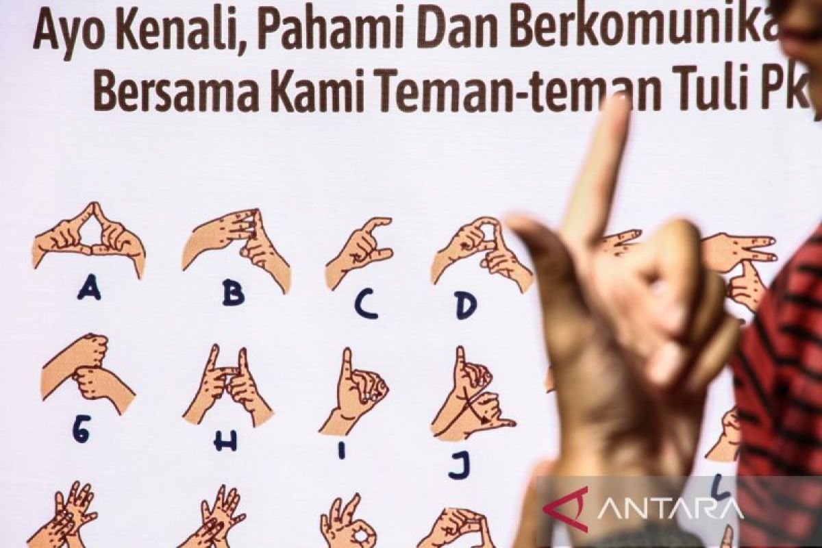 Bahasa isyarat jadi sarana inklusi di Hari Tuli Nasional Palangka Raya