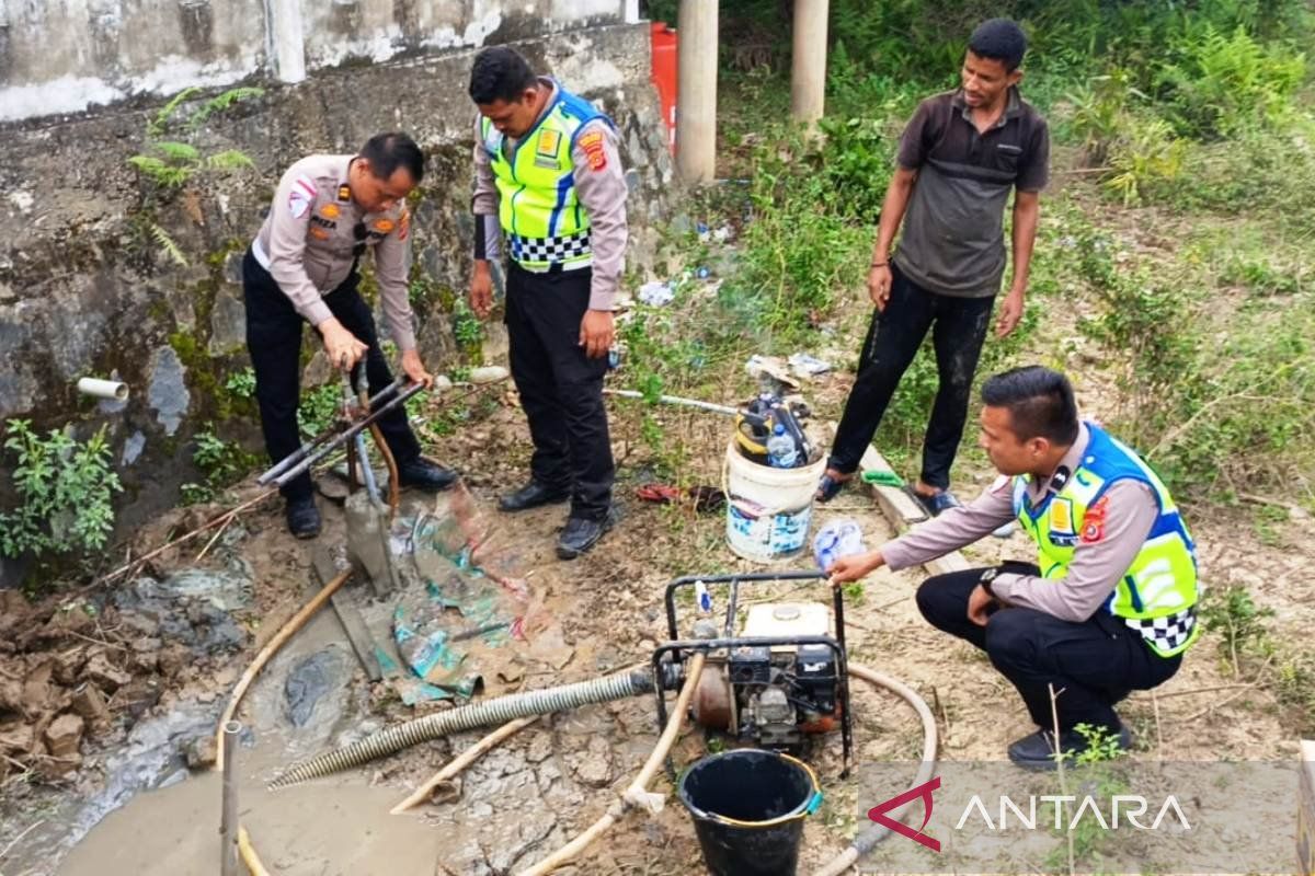 Polres Aceh Barat bantu sarana sumur bor untuk korban banjir bandang