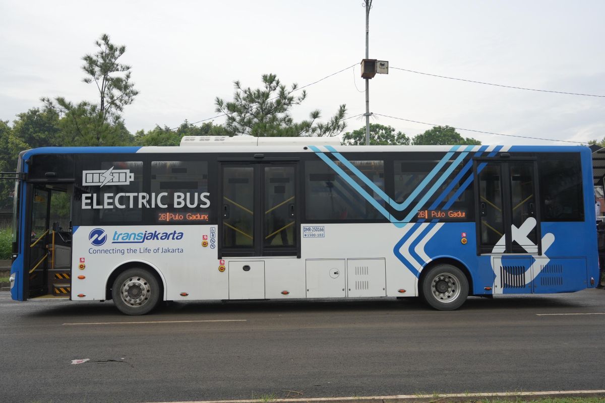 Transjakarta tambah titik henti rute Harapan Indah – Pulo Gadung