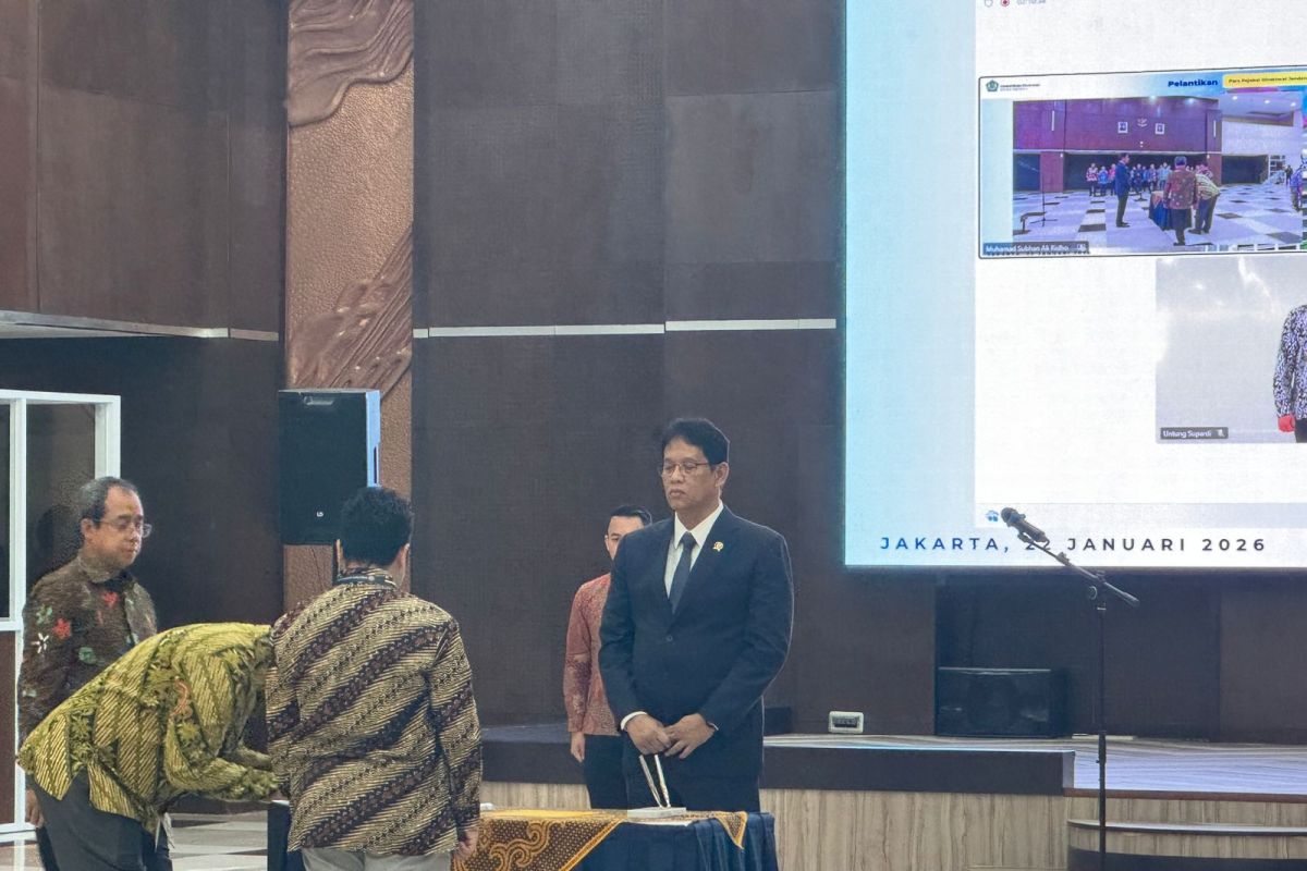 Menkeu lantik empat pejabat pajak, tekankan penguatan pengawasan DJP