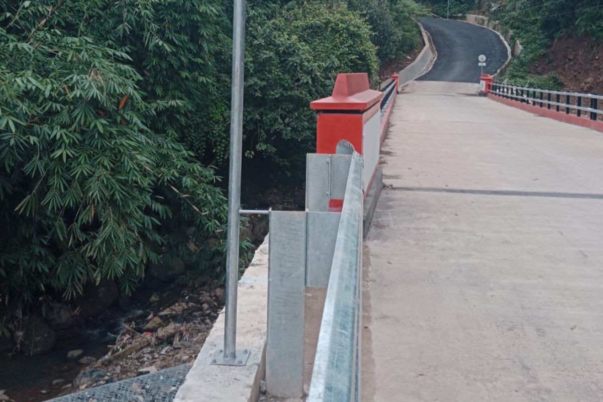 Pembangunan Jembatan Persen rampung, akses Unnes-Undip makin mudah