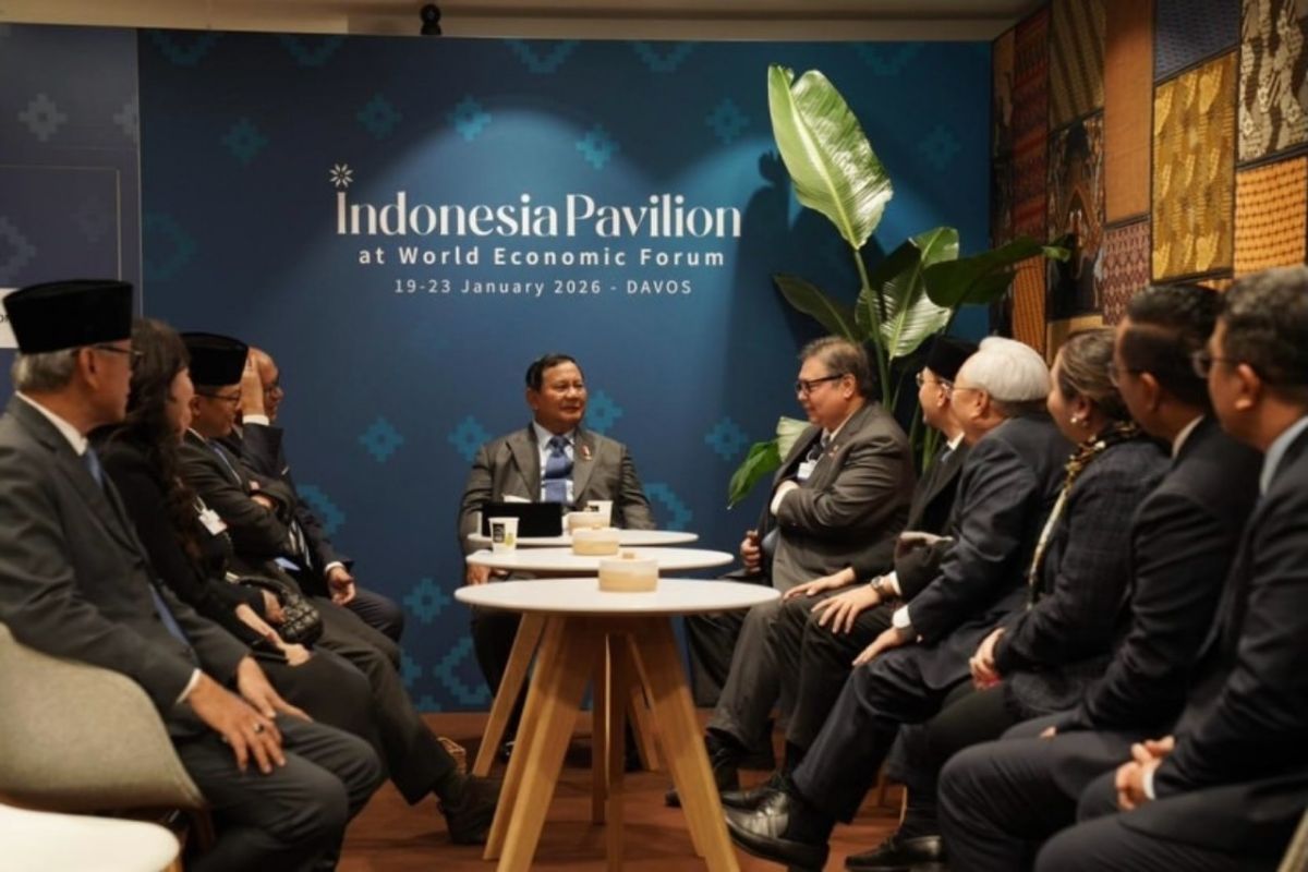Prabowo backs Indonesia pavilion at Davos for investment drive