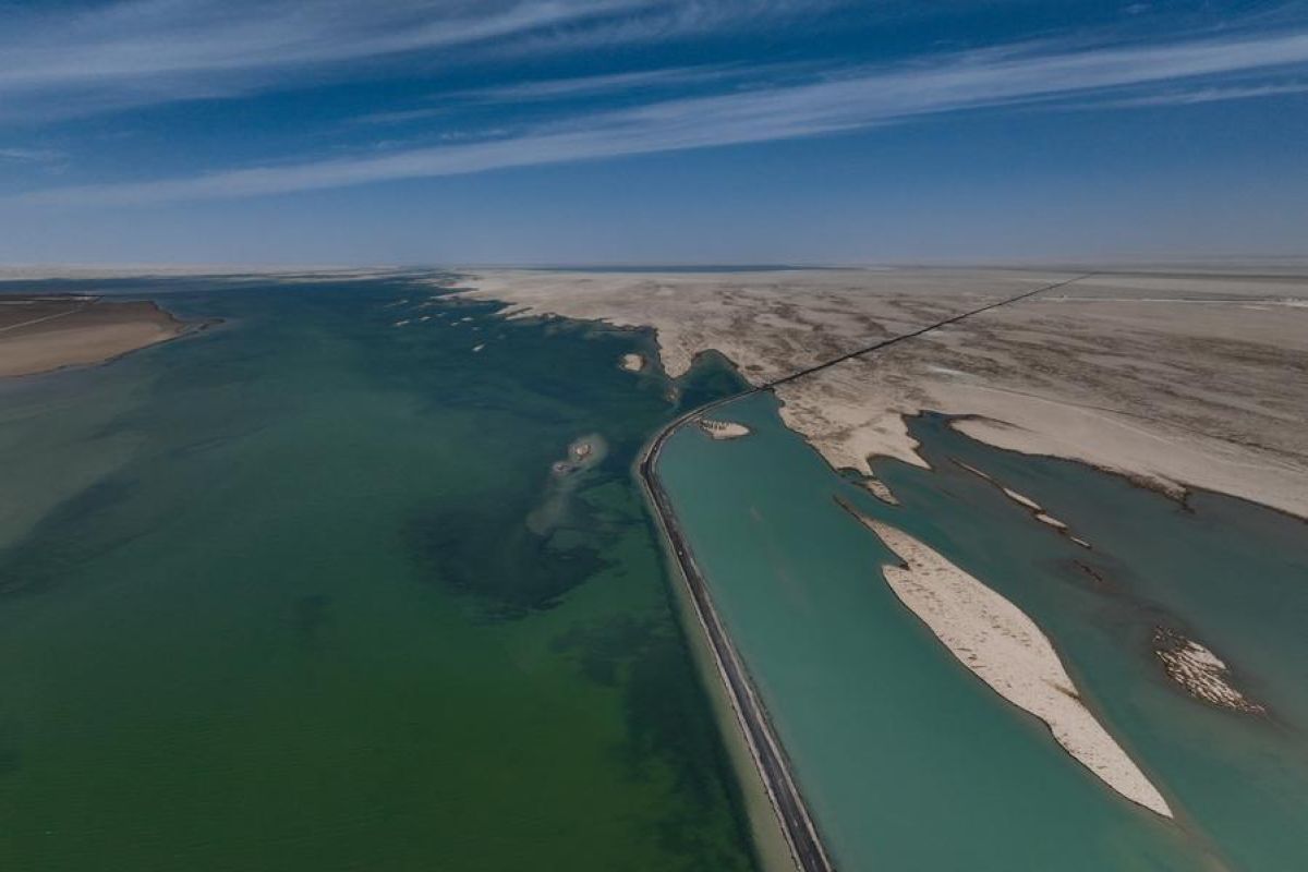 China sukses capai terobosan dalam ekstraksi lithium dari danau garam