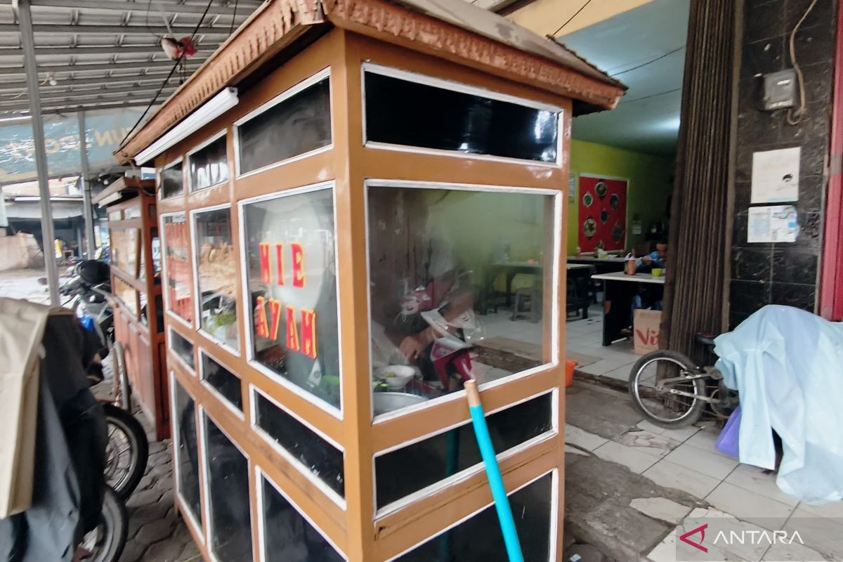 Disdag Bekasi imbau pedagang beli daging beku atasi kelangkaan