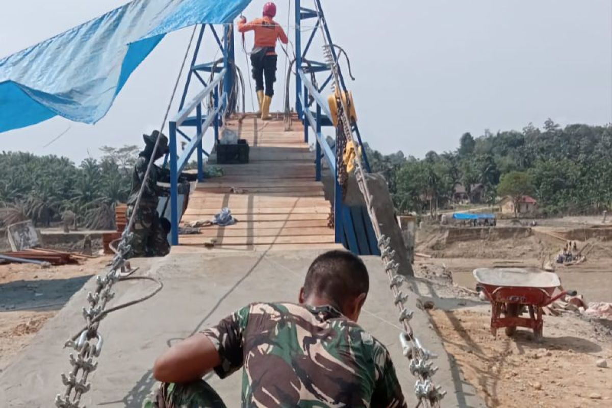 Progres jembatan perintis Aceh Tamiang capai 49,55 persen