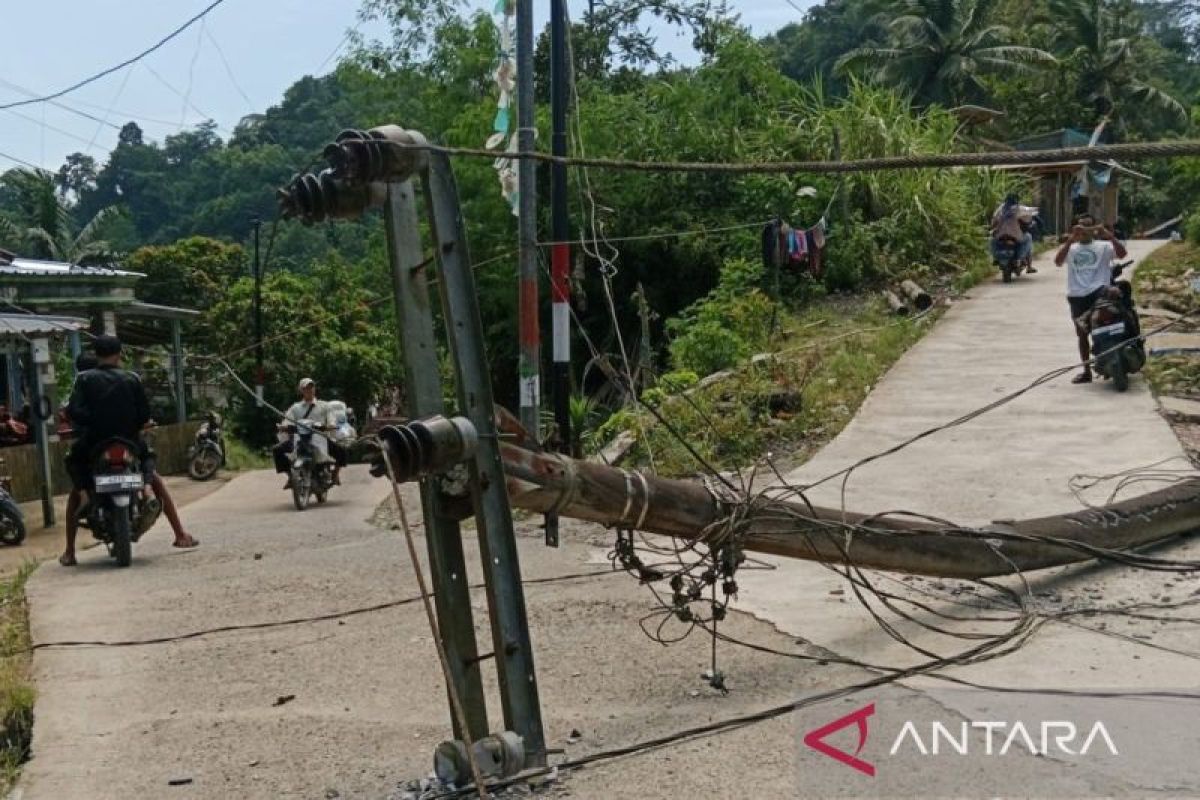 Seorang bocah laki-laki tewas tertimpa tower