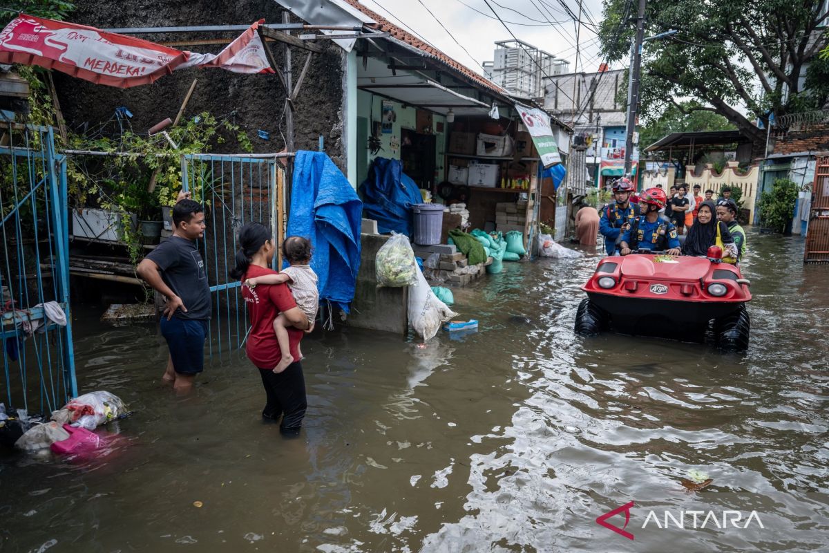 Sembilan RT di Jakarta masih terendam banjir
