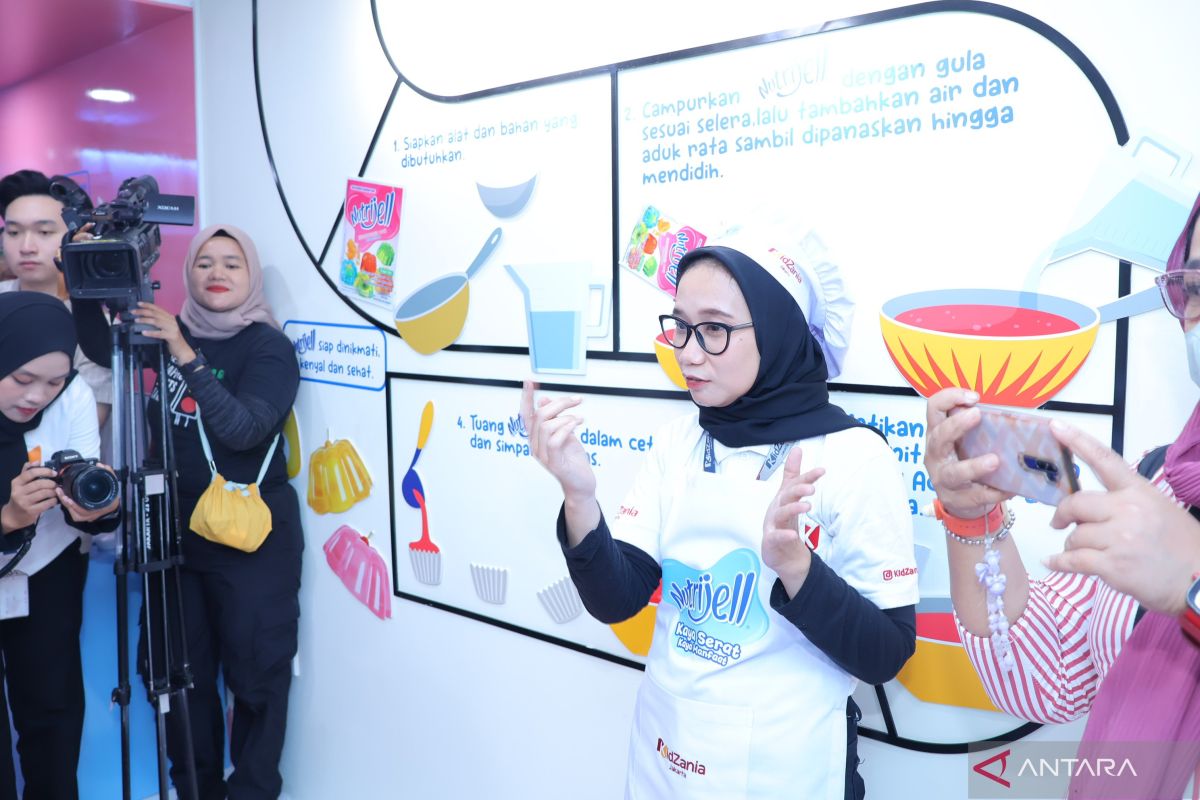 Edukasi makanan sehat secara interaktif di House of Jelly KidZania