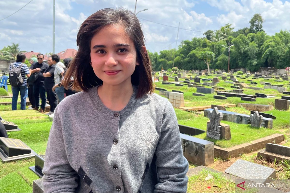 Tissa Biani kenang kedekatan dengan mendiang Lucky Widja Element