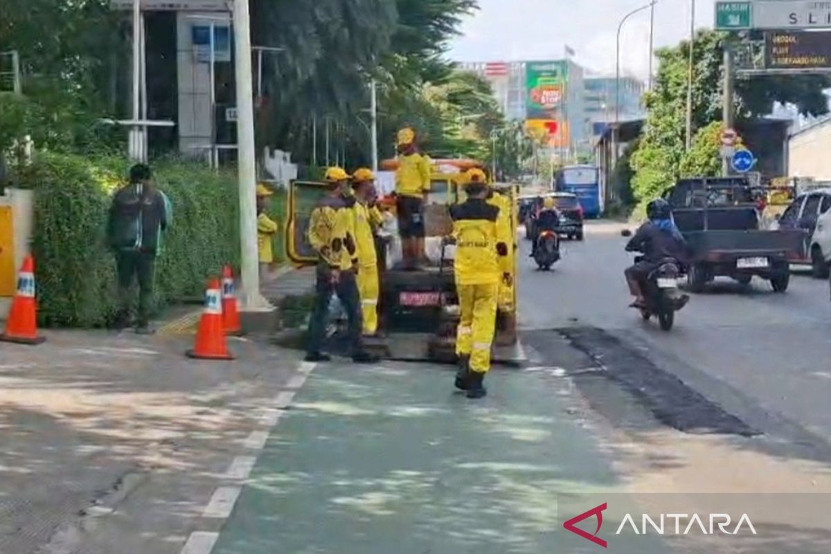 Pramono minta jalan berlubang di Jakarta segera diperbaiki