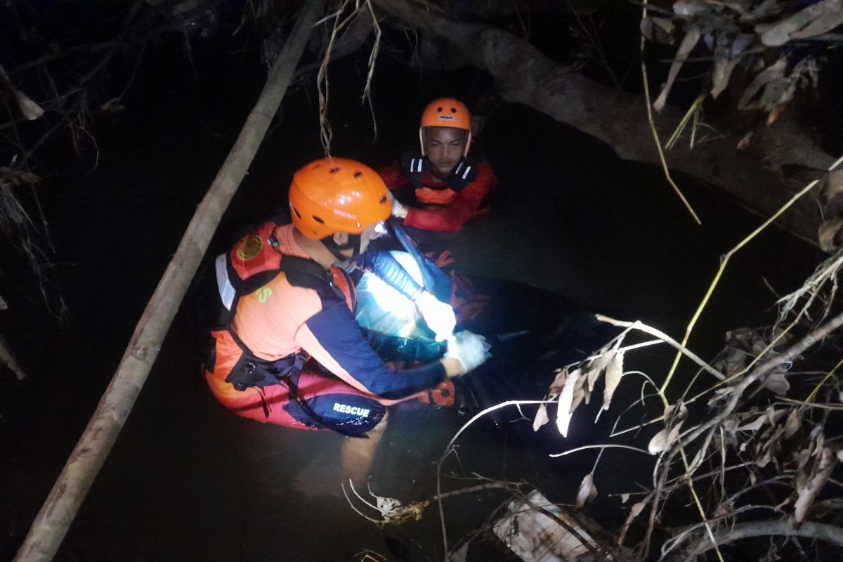 SAR temukan korban tenggelam di Sungai Empat Lawang
