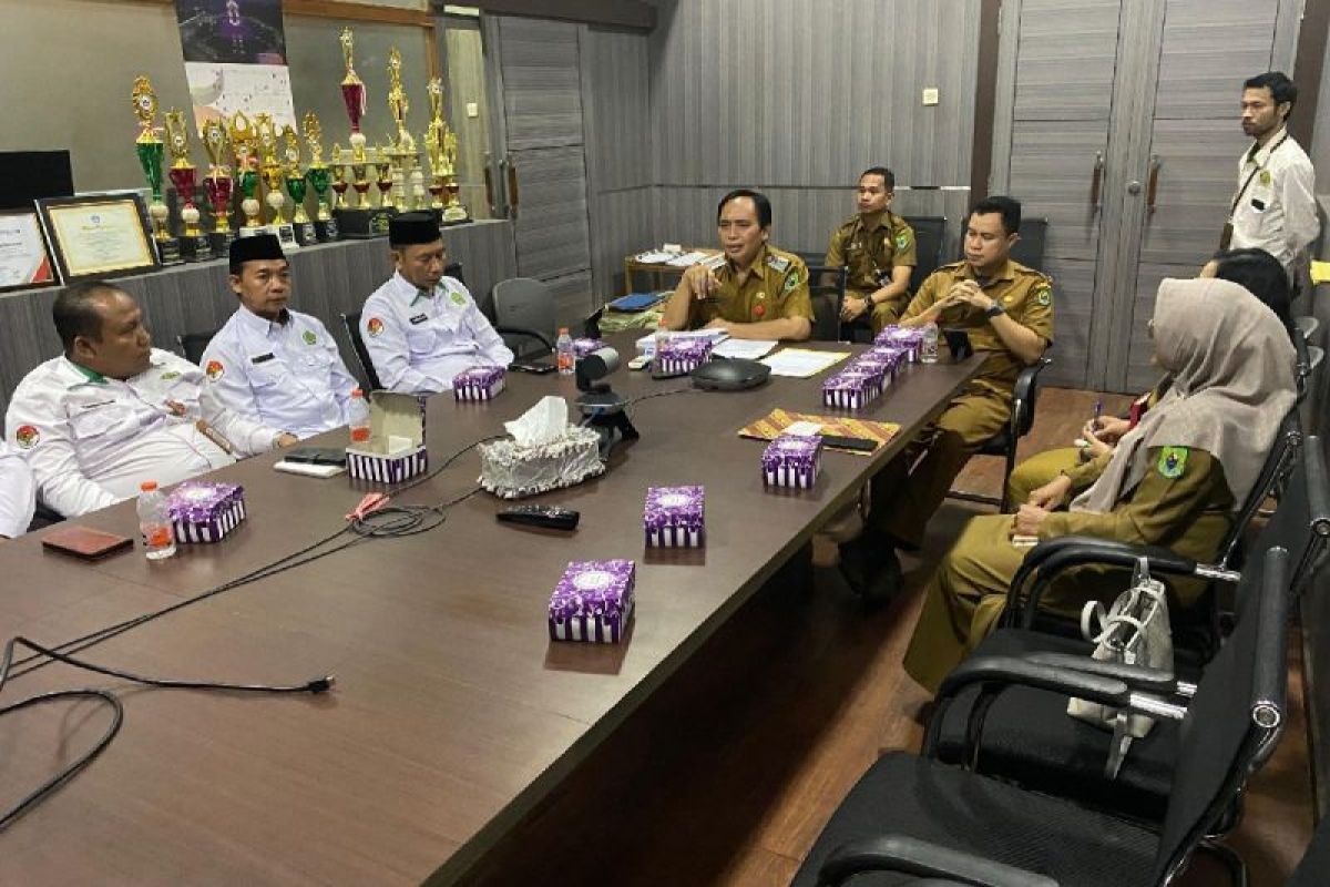Pemkab Kapuas bersama Kemenag bahas pinjam pakai lahan KUA Selat