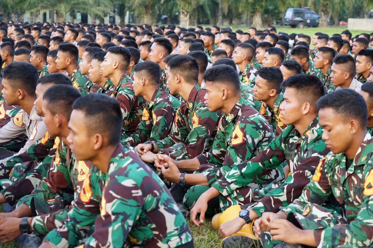 Danjen Akademi TNI ingatkan taruna ikhlas bantu warga terdampak banjir