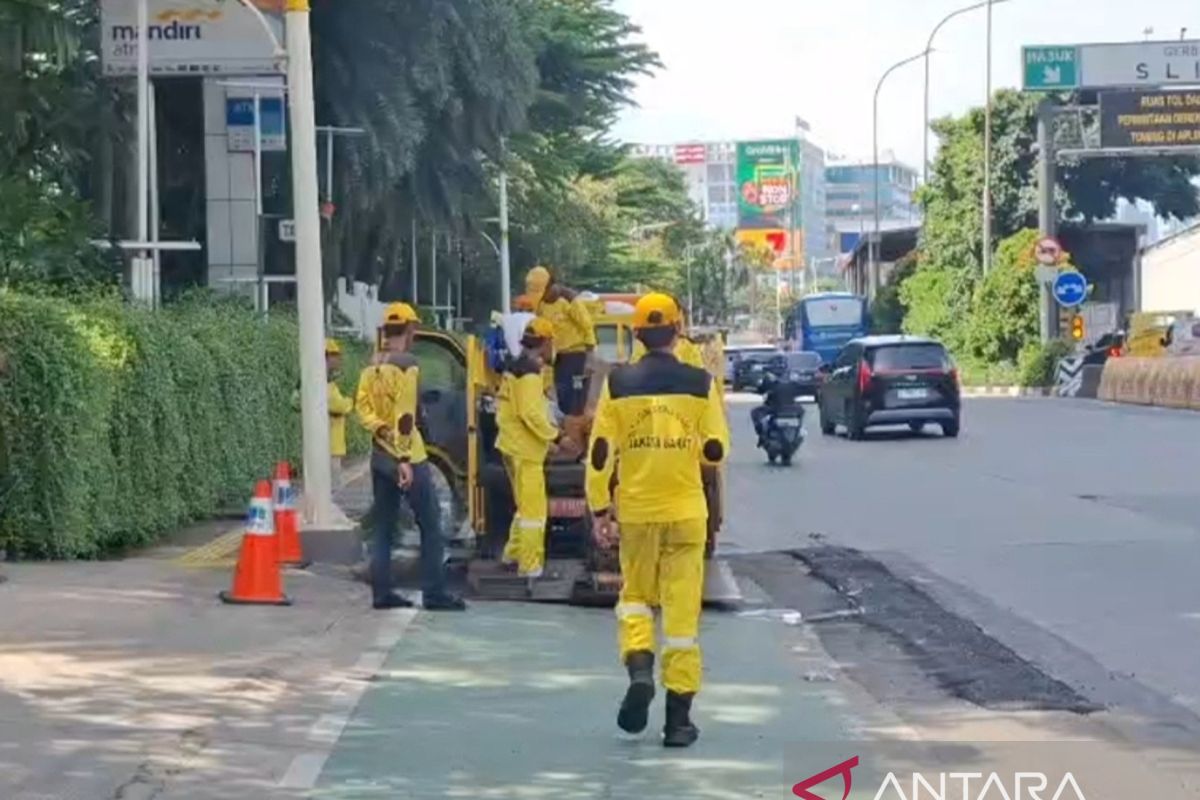 Bina Marga perbaiki 721 titik jalan rusak di Jakbar