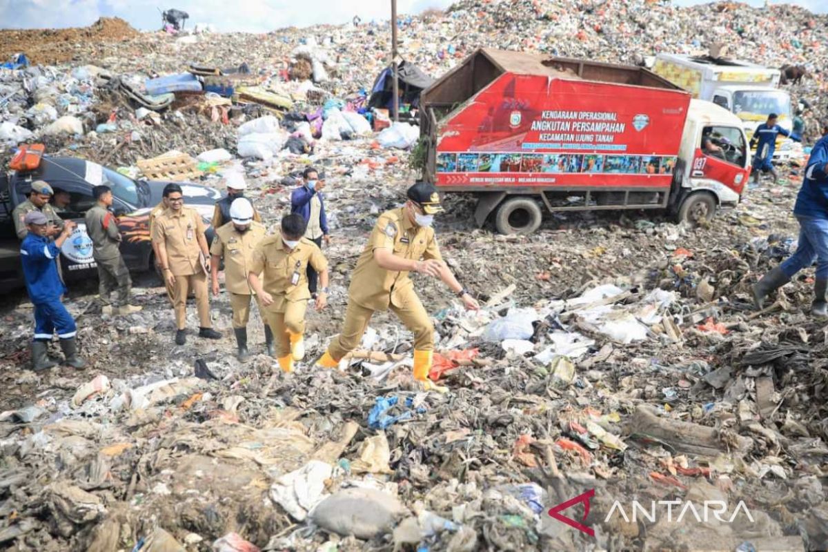 Pentingnya pemilahan sampah sejak hulu di Makassar