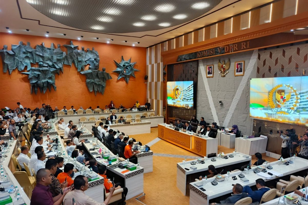 Menhub susun penanganan bencana Sumatera, kebutuhan anggaran Rp1,4 T