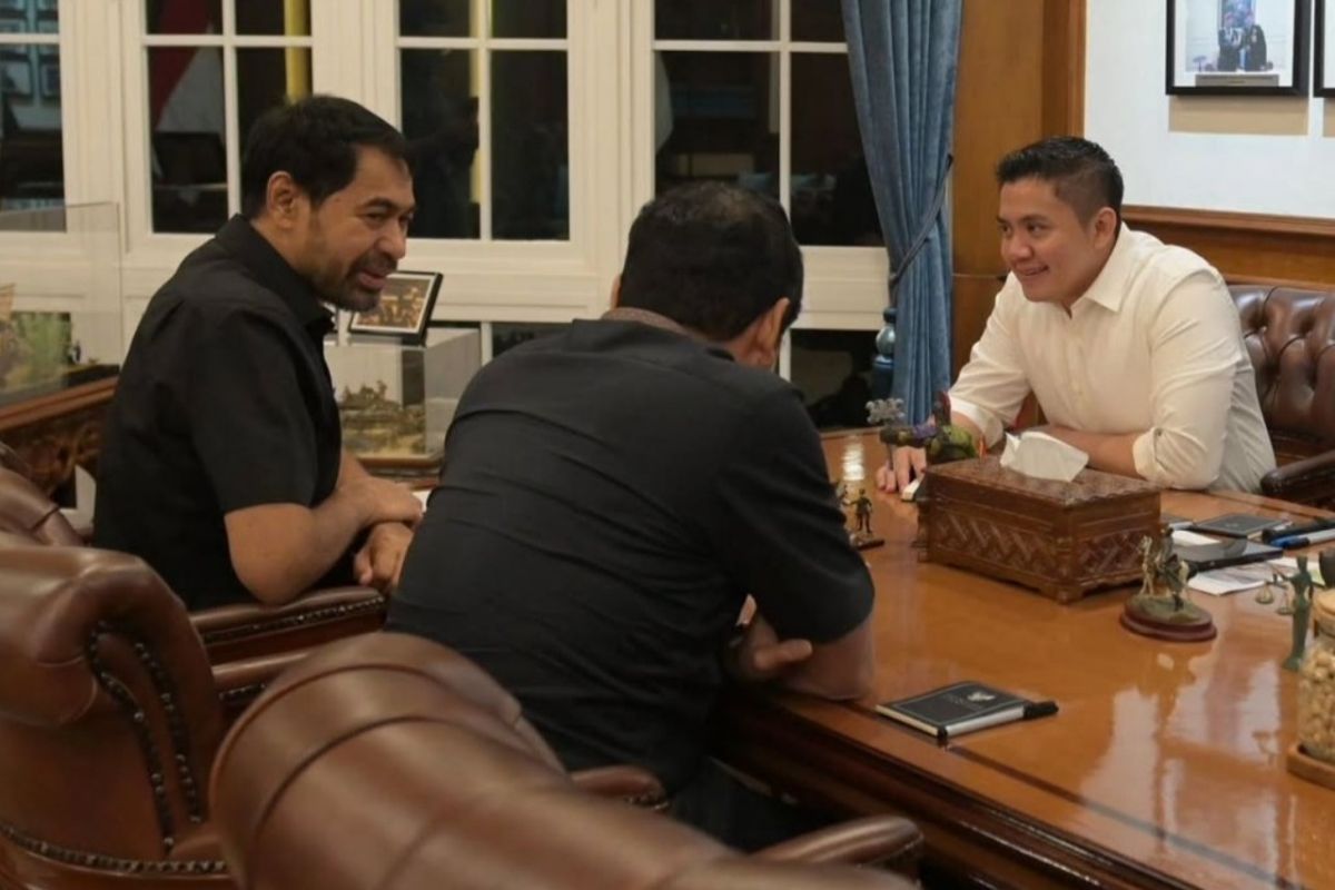 Seskab terima Mualem bahas hunian rampung pascabencana Aceh