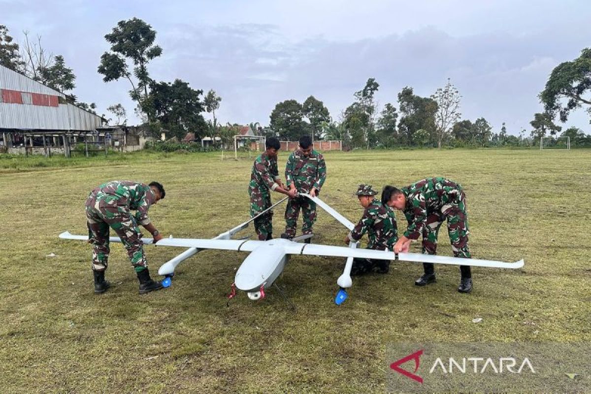 TNI AU kerahkan drone bantu evakuasi korban longsor di Cisarua