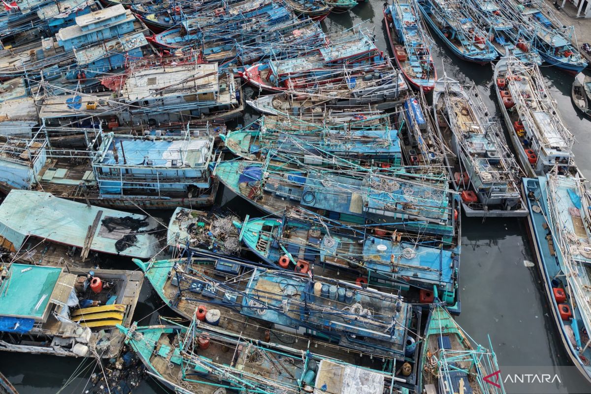 Parkiran kapal Muara Angke Jakut "overload", Polisi lakukan penertiban