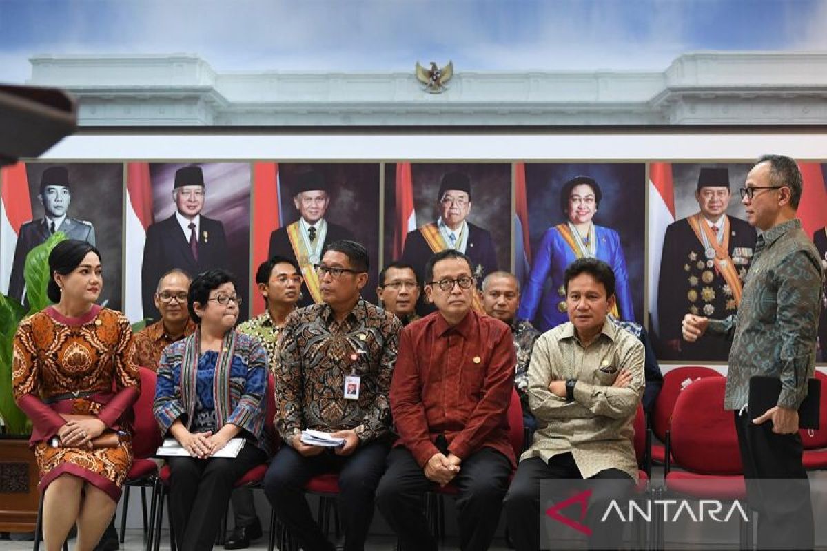 OJK: Pengunduran diri Mirza Adityaswara tak pengaruhi tugas regulator