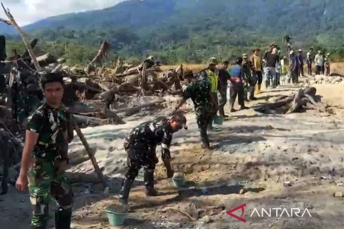 Aceh perlahan pulih, jalan hingga saluran air serentak dibersihkan