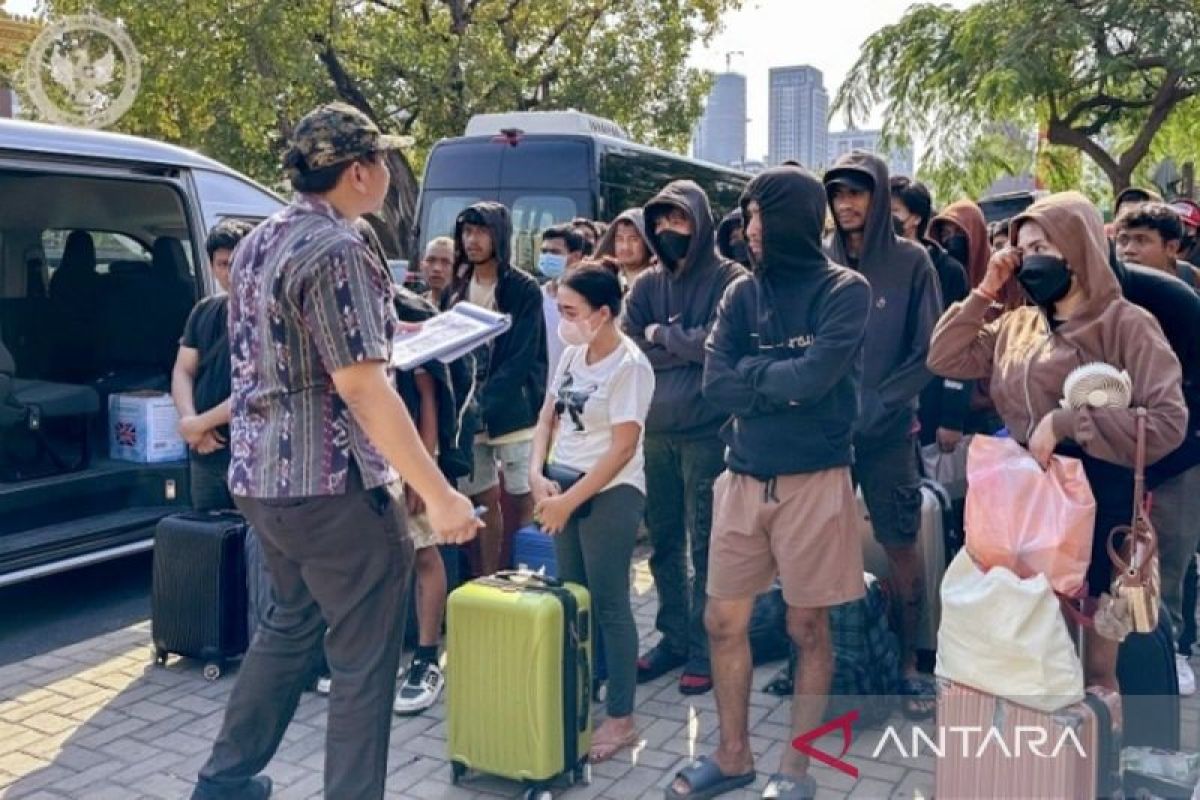 Hampir 3.000 WNI terjebak penipuan daring datangi KBRI Phnom Penh