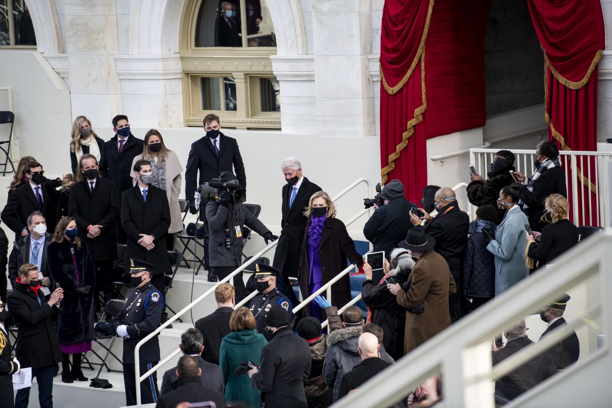 Pasangan Clinton setuju bersaksi di DPR AS atas penyelidikan Epstein