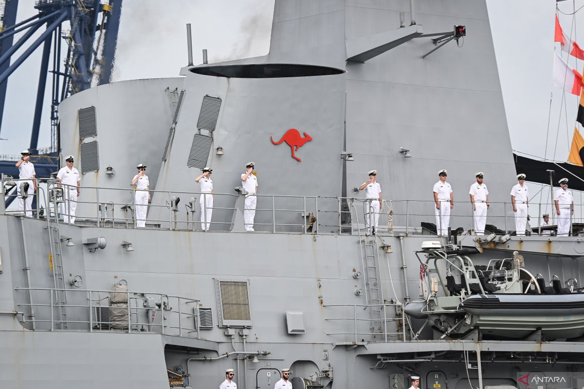 Kunjungan kapal laut tempur Australia ke Jakarta