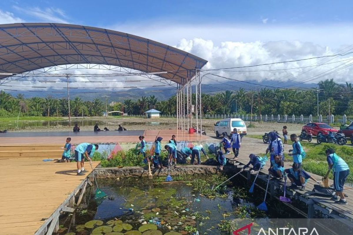 SMPN 2 Kabupaten Jayapura bersiap ikuti Adiwiyata ASEAN