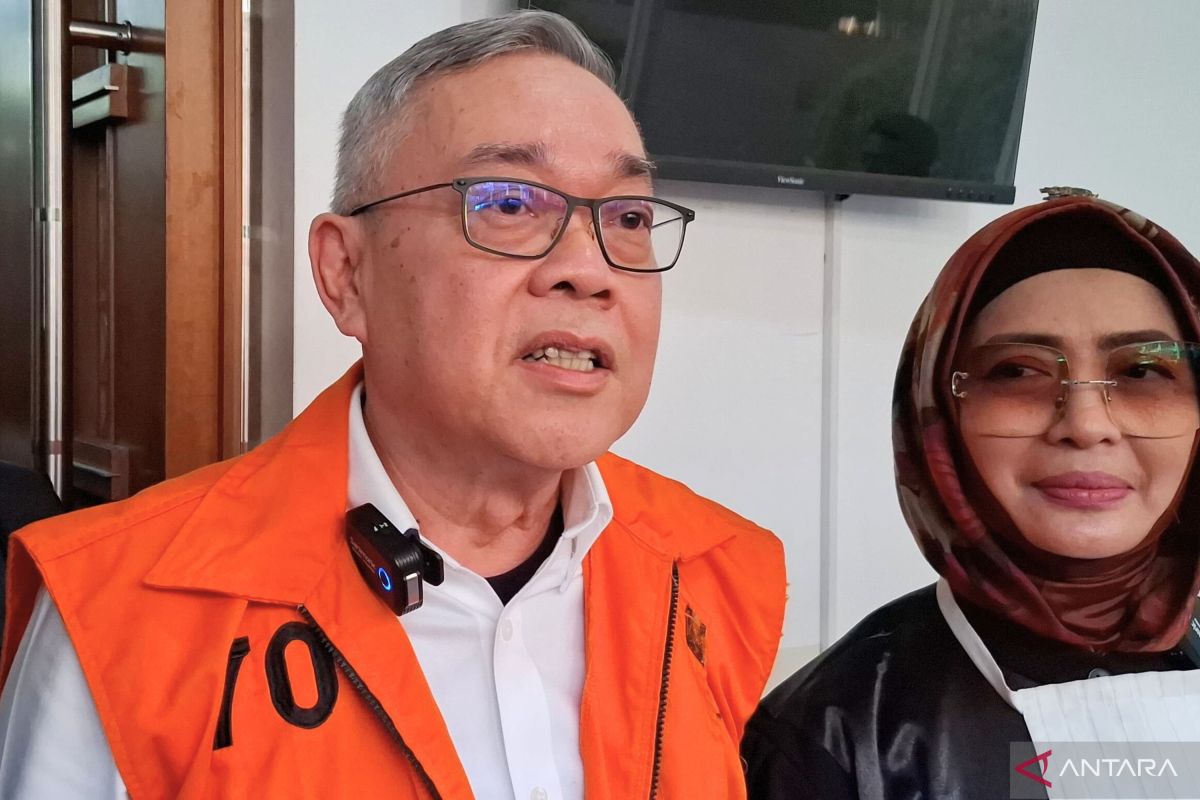 Hari Karyuliarto siapkan laporan ke Bawas MA dan KY pantau perkara LNG