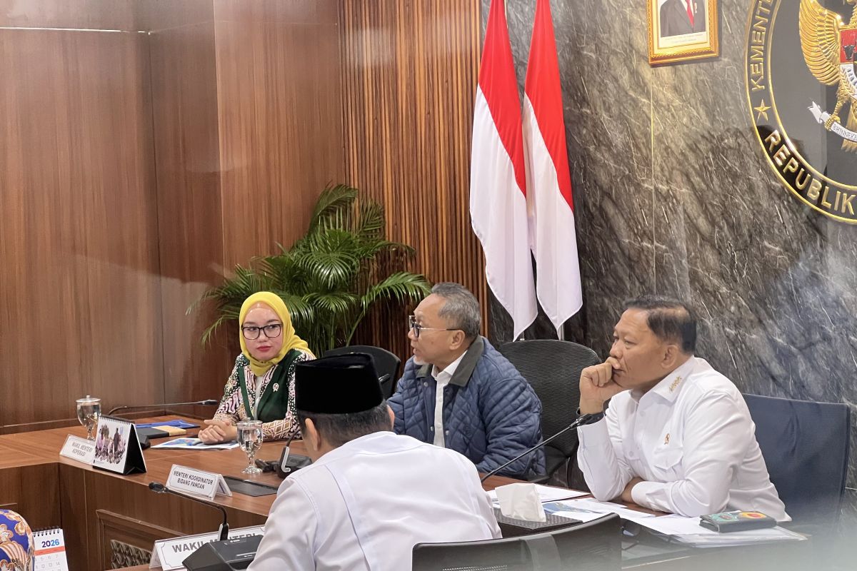 Indonesia aims to complete 30,000 village co-op facilities by May