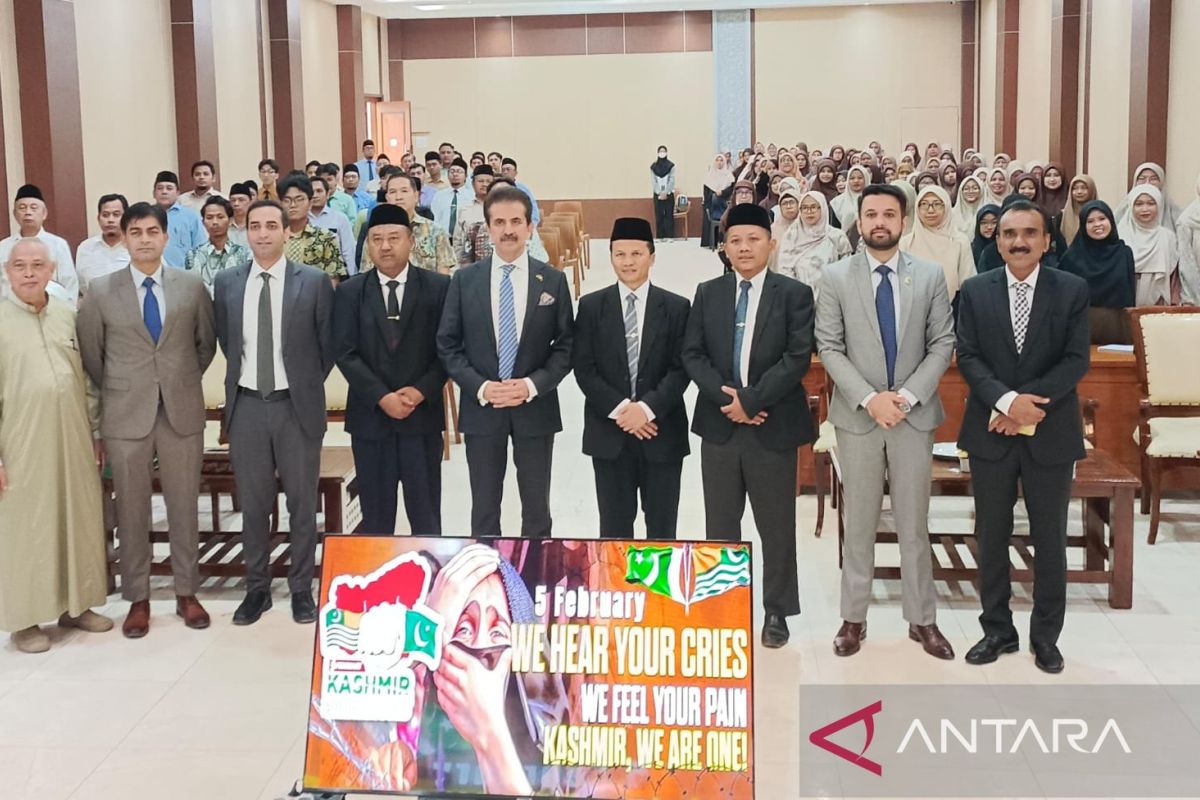 Presiden Pakistan: Hari Solidaritas tegaskan dukungan bagi Kashmir